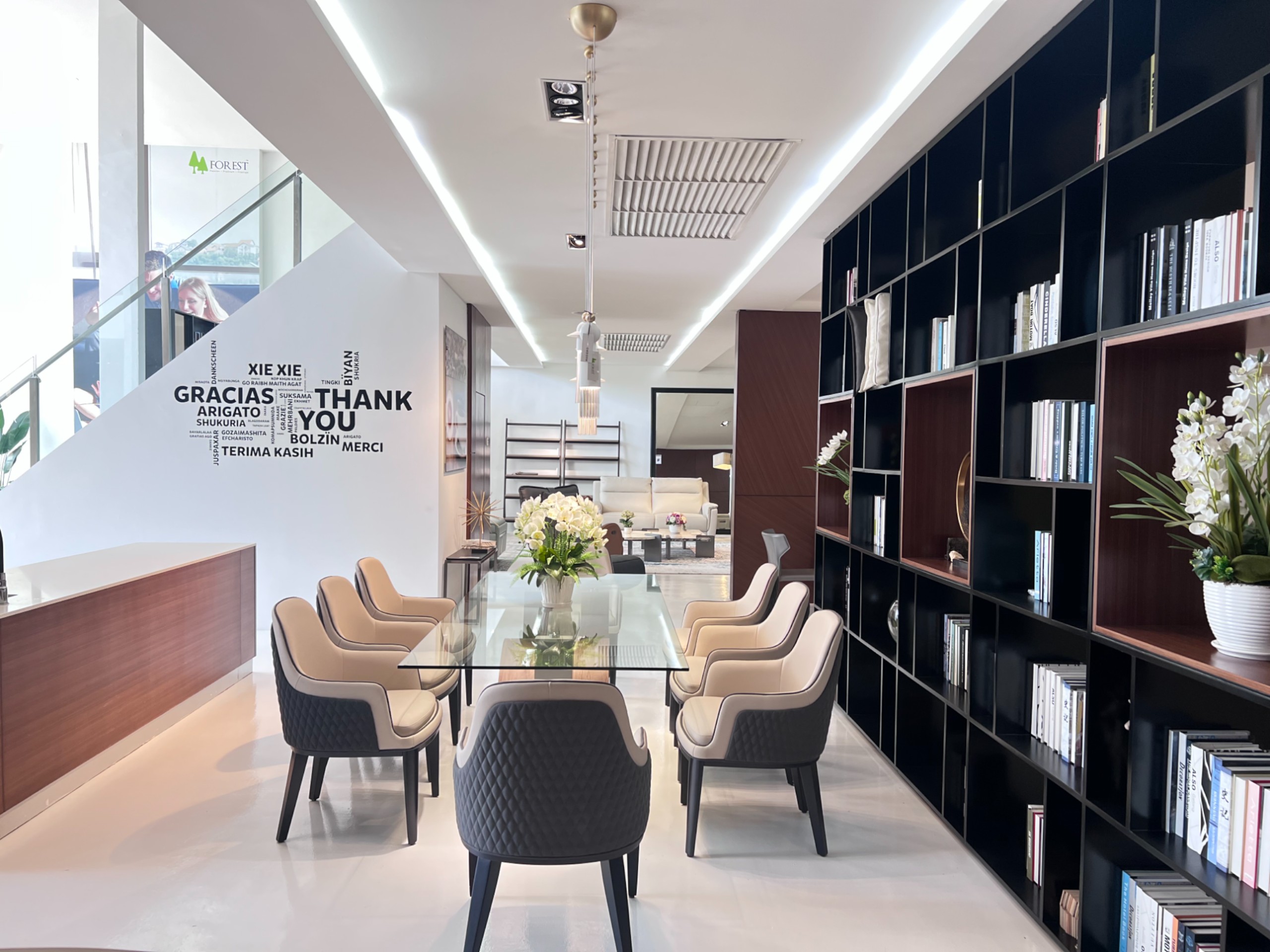 showroom_3